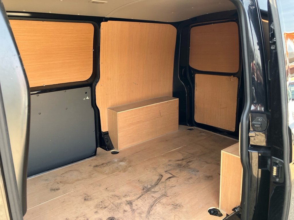 Used Volkswagen Transporter 2020 for sale - 77995319: Photo 7