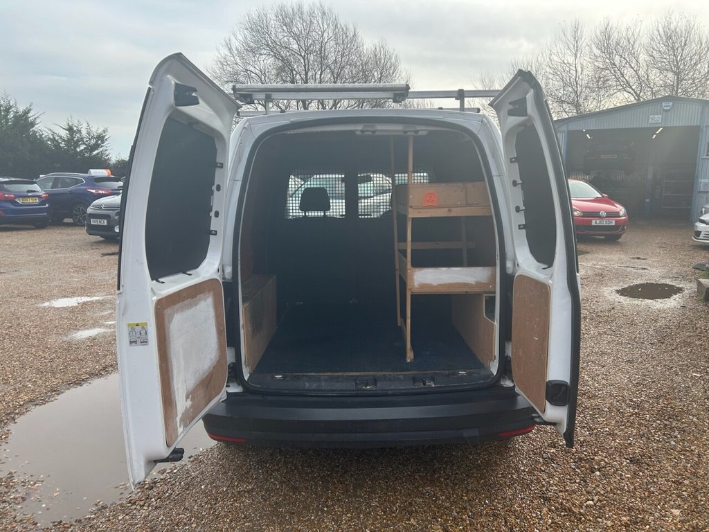 Used Volkswagen Caddy 2017 for sale - 76803712: Photo 8