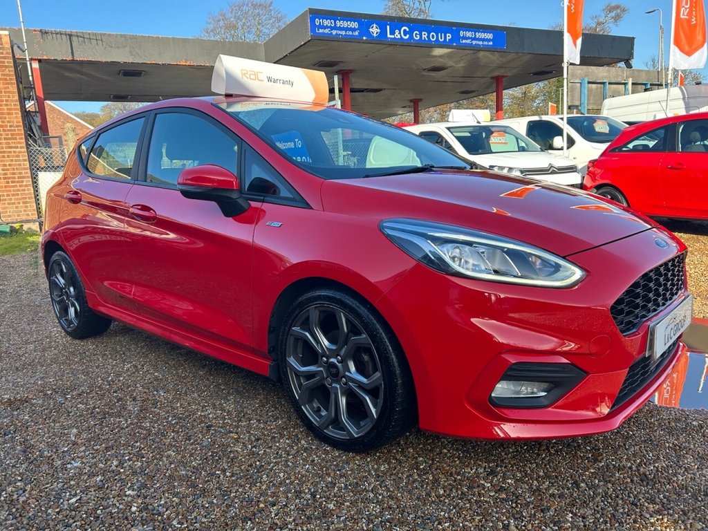 Used Ford Fiesta 2018 for sale - 77101088: Photo 2