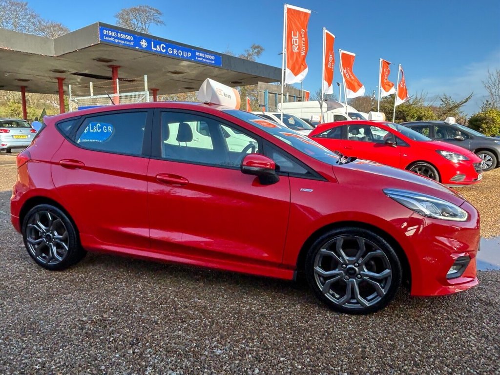 Used Ford Fiesta 2018 for sale - 77101088: Photo 6