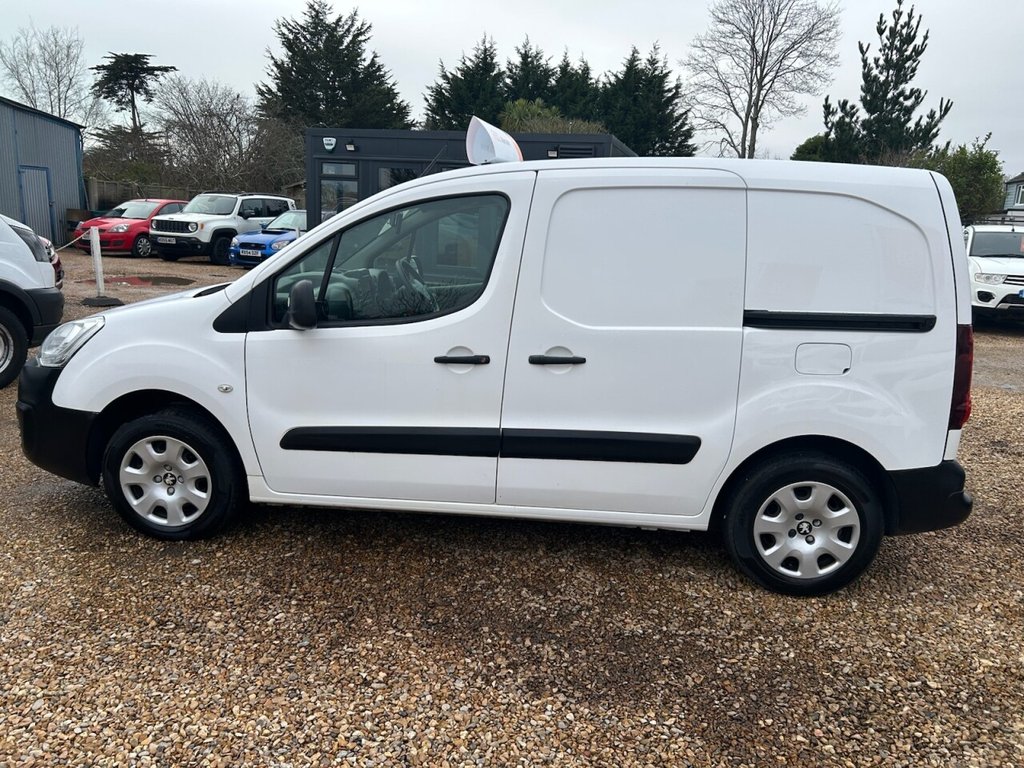 Used Peugeot Partner 2018 for sale - 77205518: Photo 6