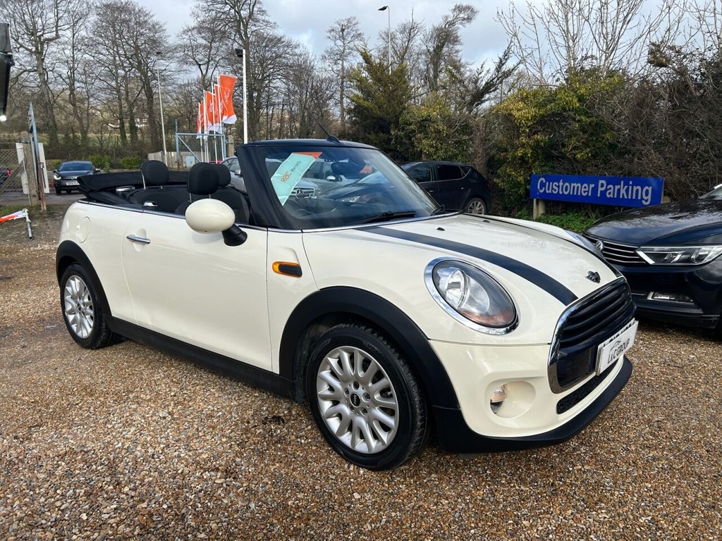 Used MINI Convertible 2016 for sale - 77890950: Photo 10