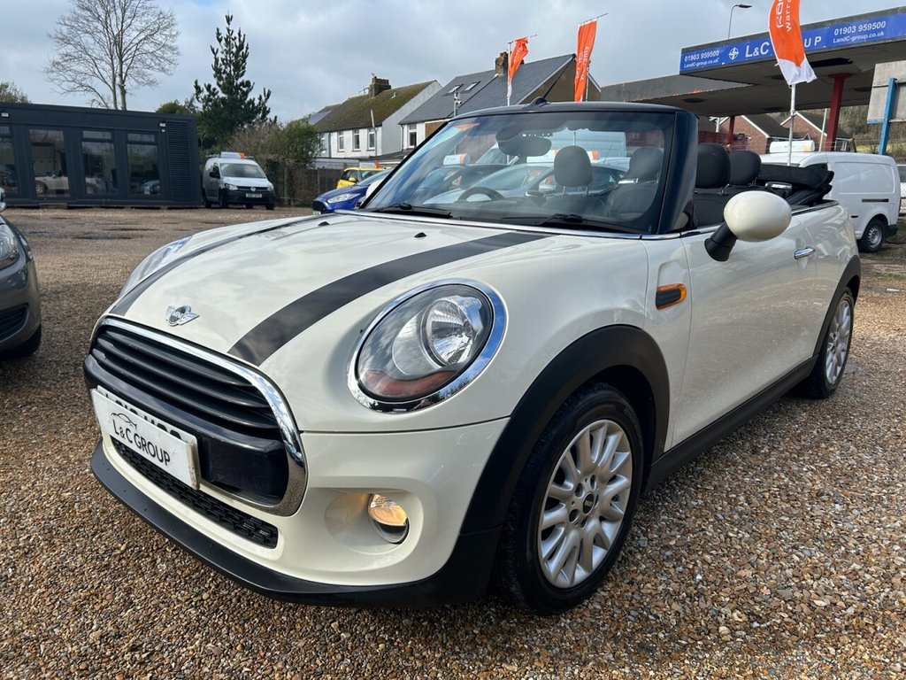 Used MINI Convertible 2016 for sale - 77890950: Photo 11
