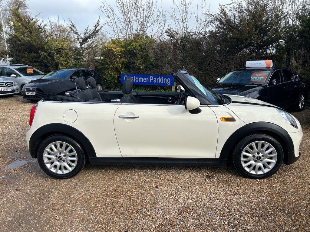 Used MINI Convertible 2016 for sale - 77890950: Photo 12