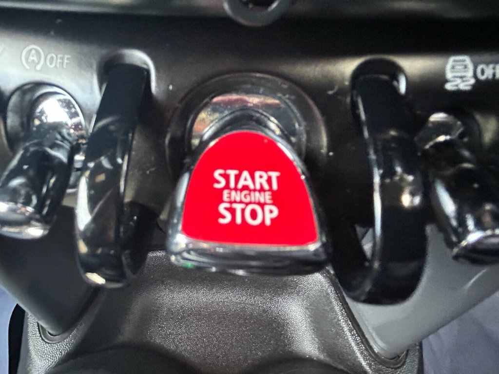 Used MINI Convertible 2016 for sale - 77890950: Photo 30