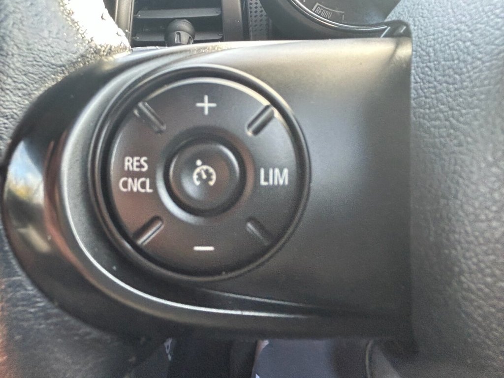 Used MINI Convertible 2016 for sale - 77890950: Photo 34