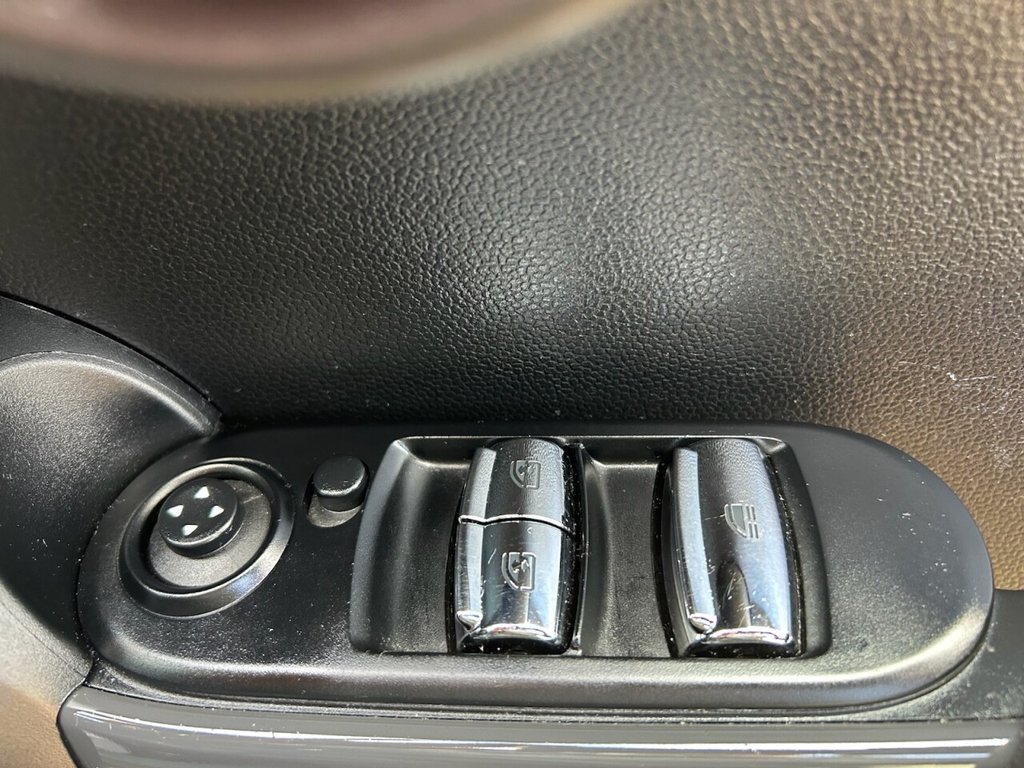 Used MINI Convertible 2016 for sale - 77890950: Photo 37