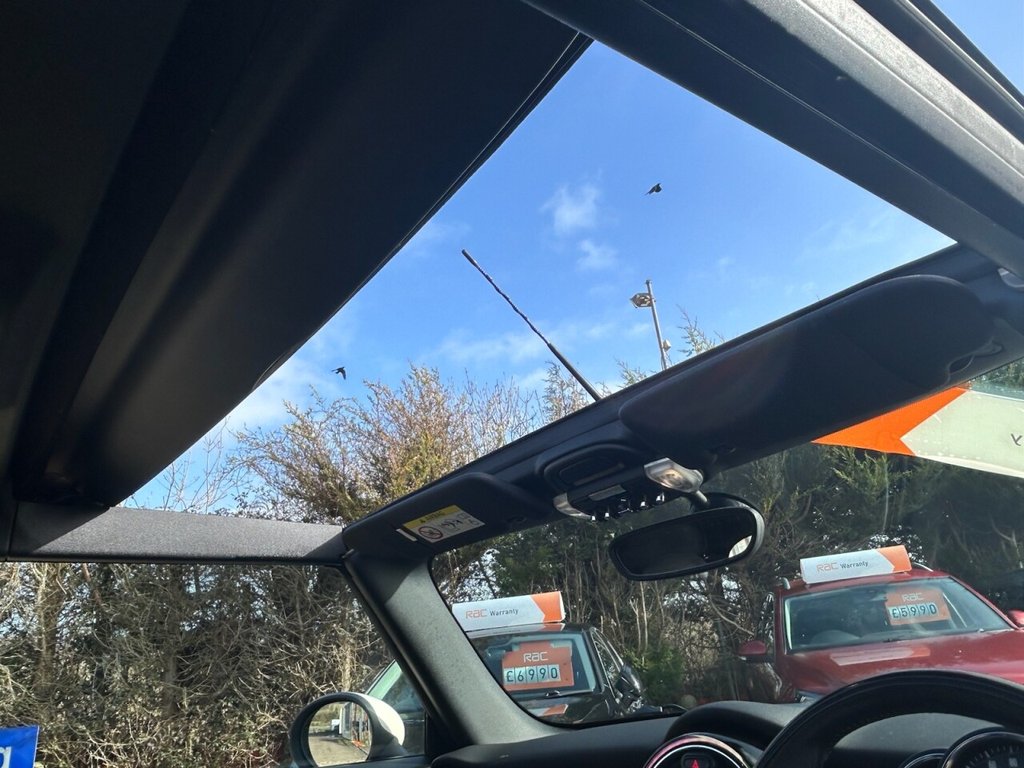 Used MINI Convertible 2016 for sale - 77890950: Photo 39