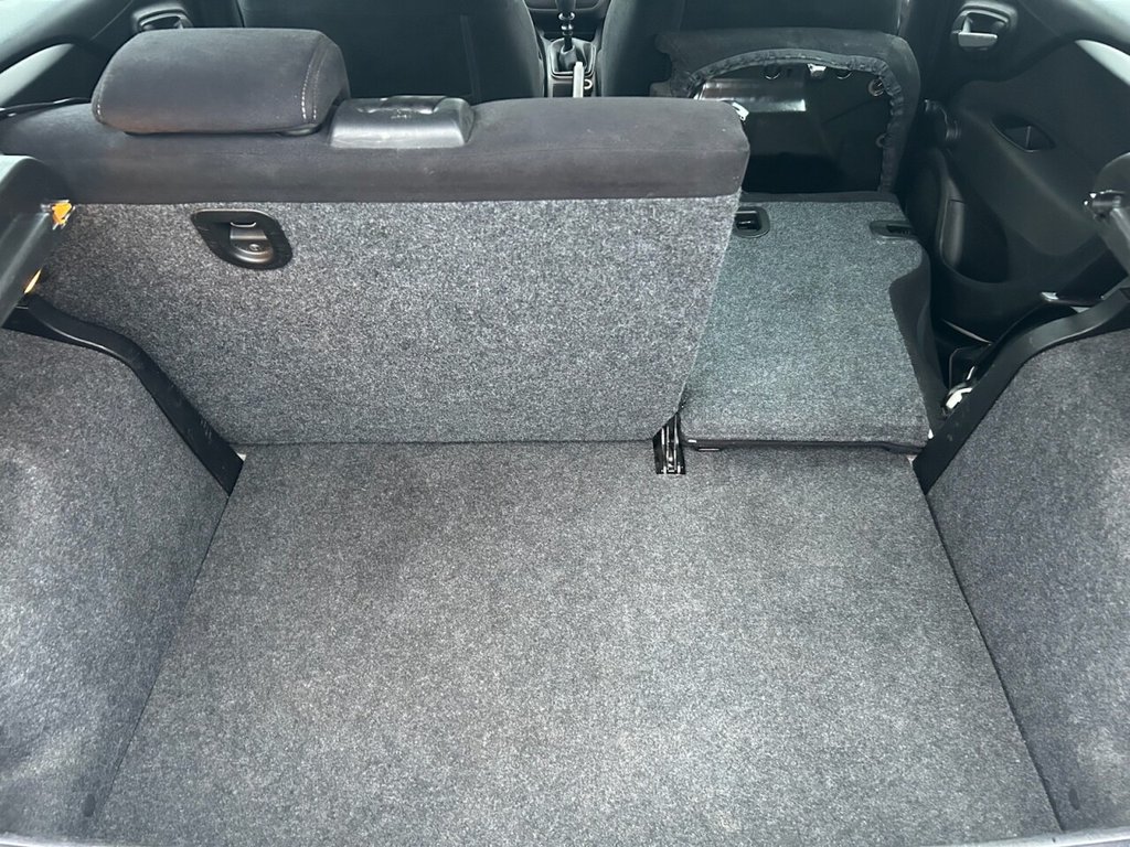 Used Fiat Punto 2015 for sale - 76654729: Photo 12