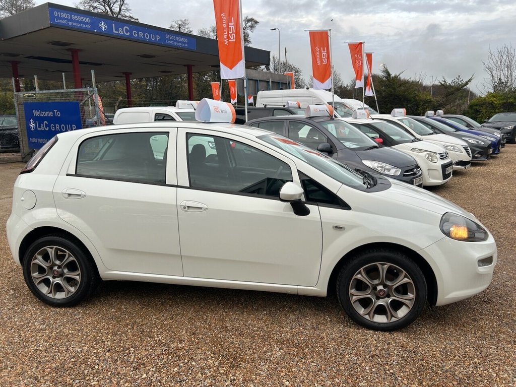 Used Fiat Punto 2015 for sale - 76654729: Photo 5