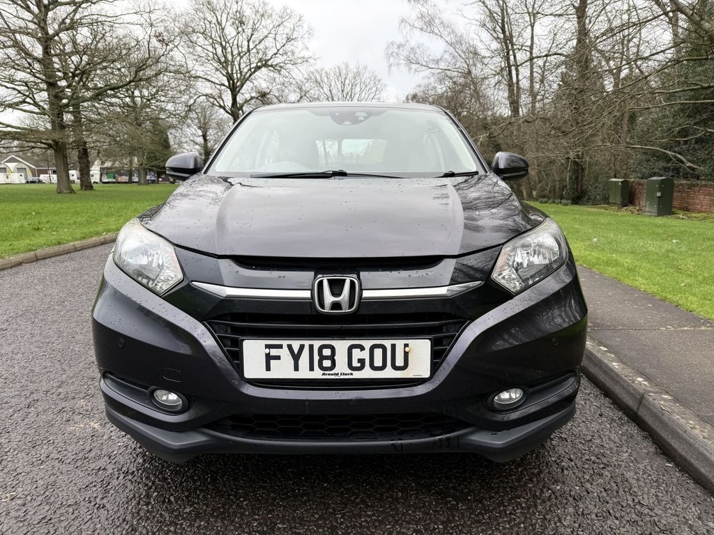 Used Honda HR-V 2018 for sale - 77636680: Photo 2