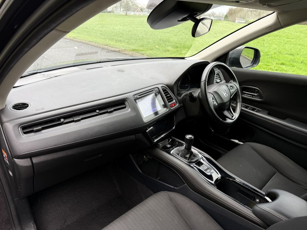 Used Honda HR-V 2018 for sale - 77636680: Photo 6