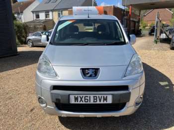 Used Peugeot Partner Tepee 2011 for sale - 74391739: Photo