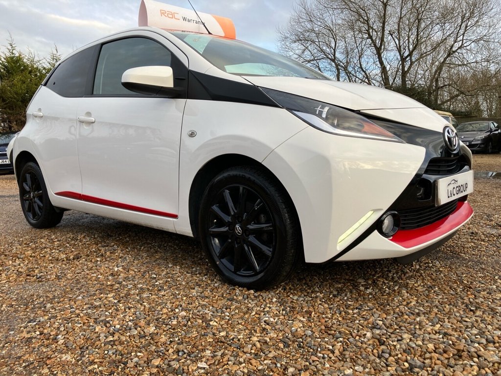 Used Toyota AYGO 2017 for sale - 77890839: Photo 2