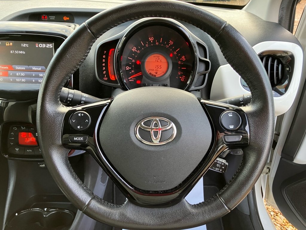 Used Toyota AYGO 2017 for sale - 77890839: Photo 25