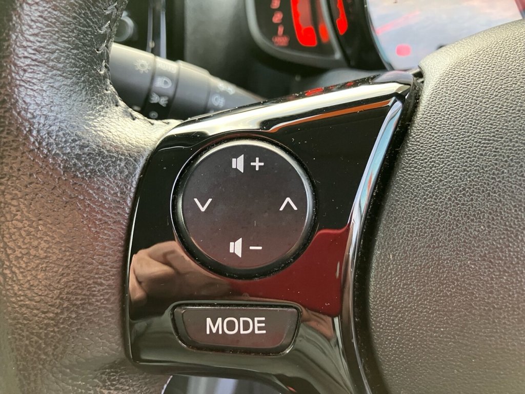 Used Toyota AYGO 2017 for sale - 77890839: Photo 27