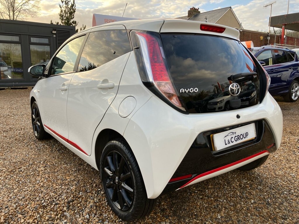 Used Toyota AYGO 2017 for sale - 77890839: Photo 6