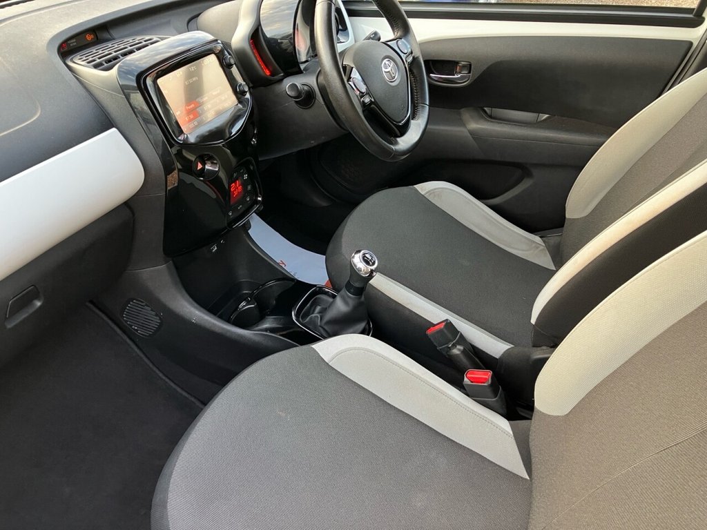 Used Toyota AYGO 2017 for sale - 77890839: Photo 9