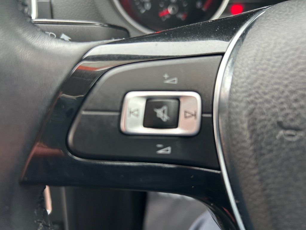 Used Volkswagen Polo 2014 for sale - 77236628: Photo 29