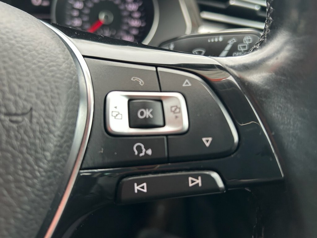 Used Volkswagen Passat 2015 for sale - 77007133: Photo 25