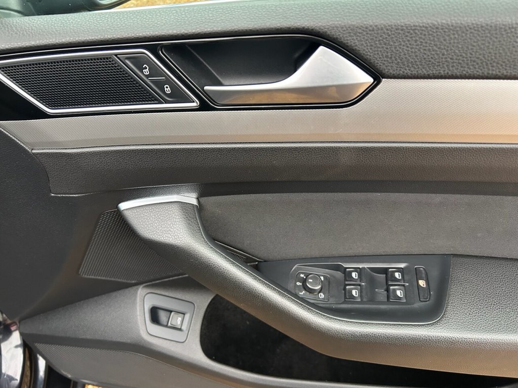 Used Volkswagen Passat 2015 for sale - 77007133: Photo 26