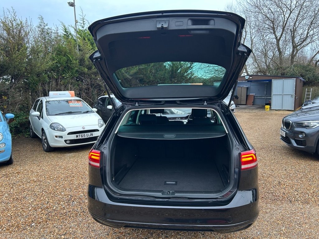 Used Volkswagen Passat 2015 for sale - 77007133: Photo 27