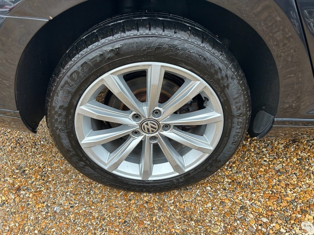 Used Volkswagen Passat 2015 for sale - 77007133: Photo 31