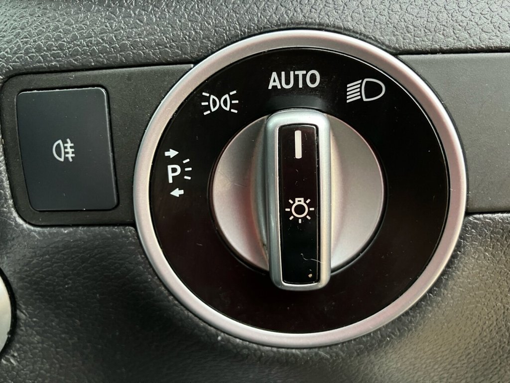 Used Mercedes-Benz B Class 2013 for sale - 77533915: Photo 32