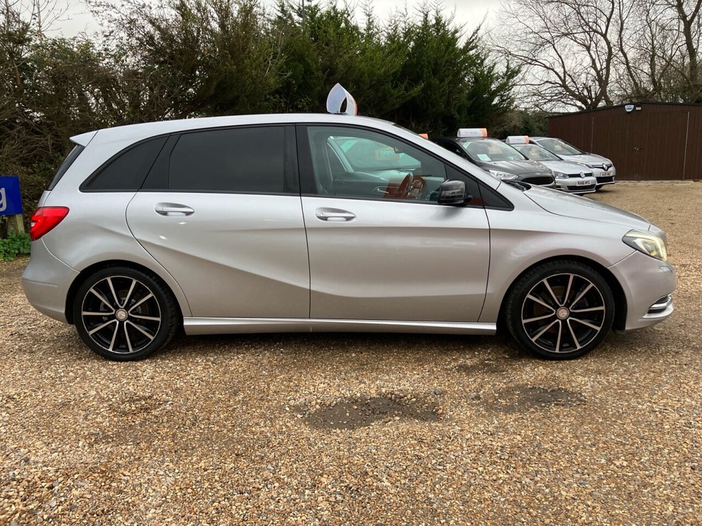 Used Mercedes-Benz B Class 2013 for sale - 77533915: Photo 4