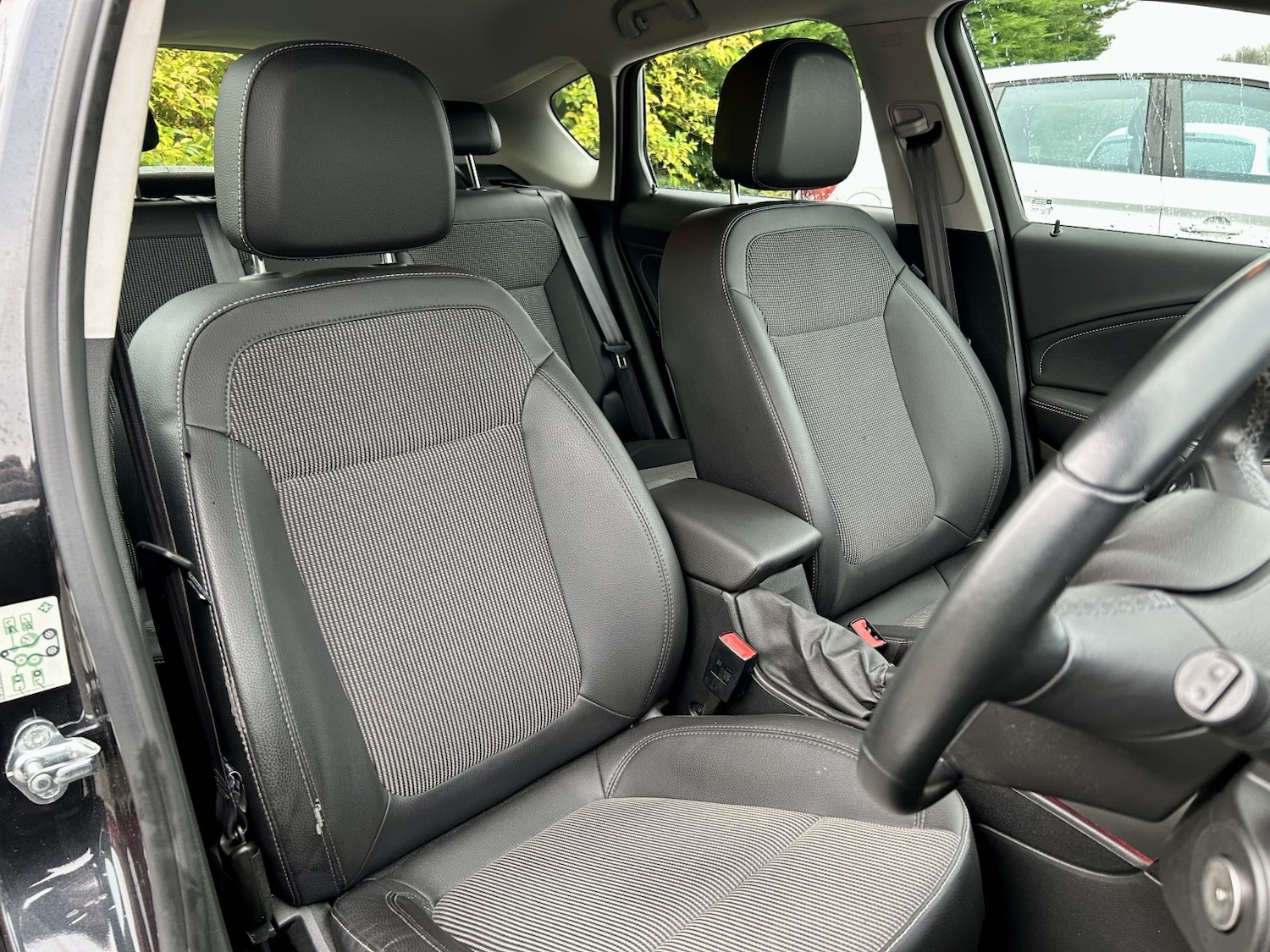 Used Vauxhall Astra 2013 for sale - 77027976: Photo 11