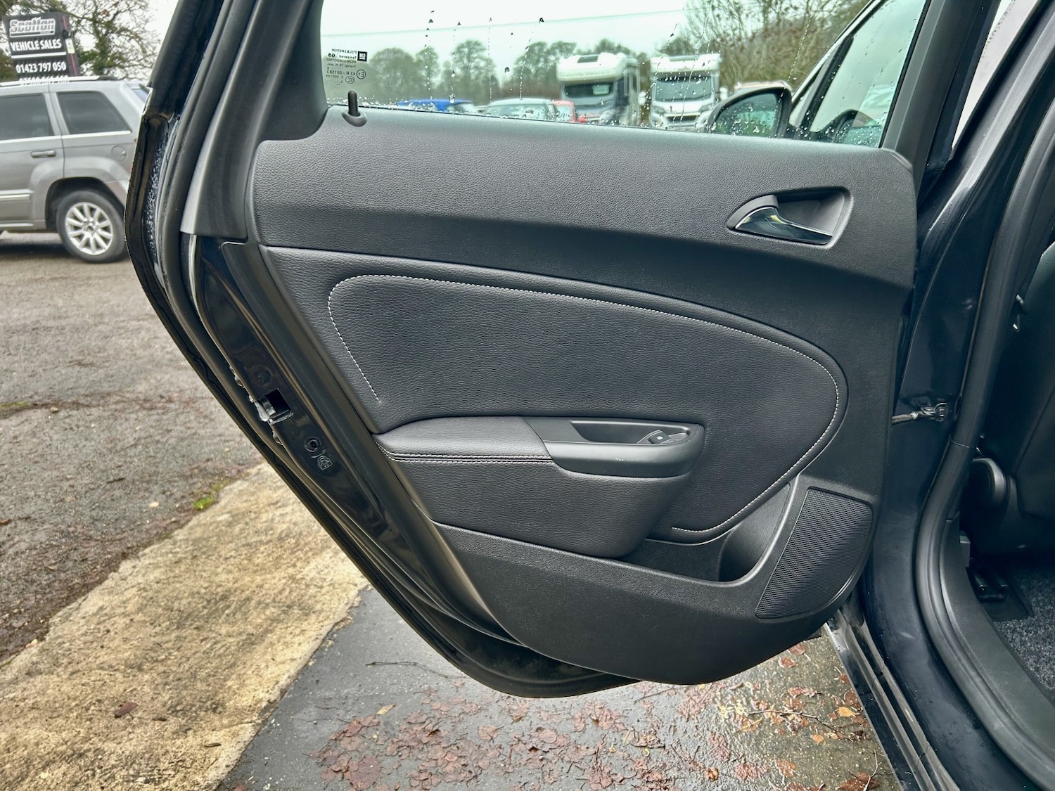 Used Vauxhall Astra 2013 for sale - 77027976: Photo 24