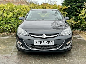 Used Vauxhall Astra 2013 for sale - 77027976: Photo