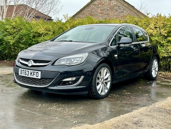 Used Vauxhall Astra 2013 for sale - 77027976: Photo