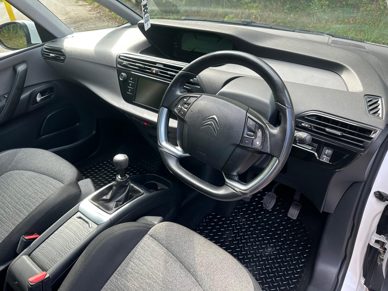 Used Citroen C4 Grand Picasso 2015 for sale - 76360630: Photo 9