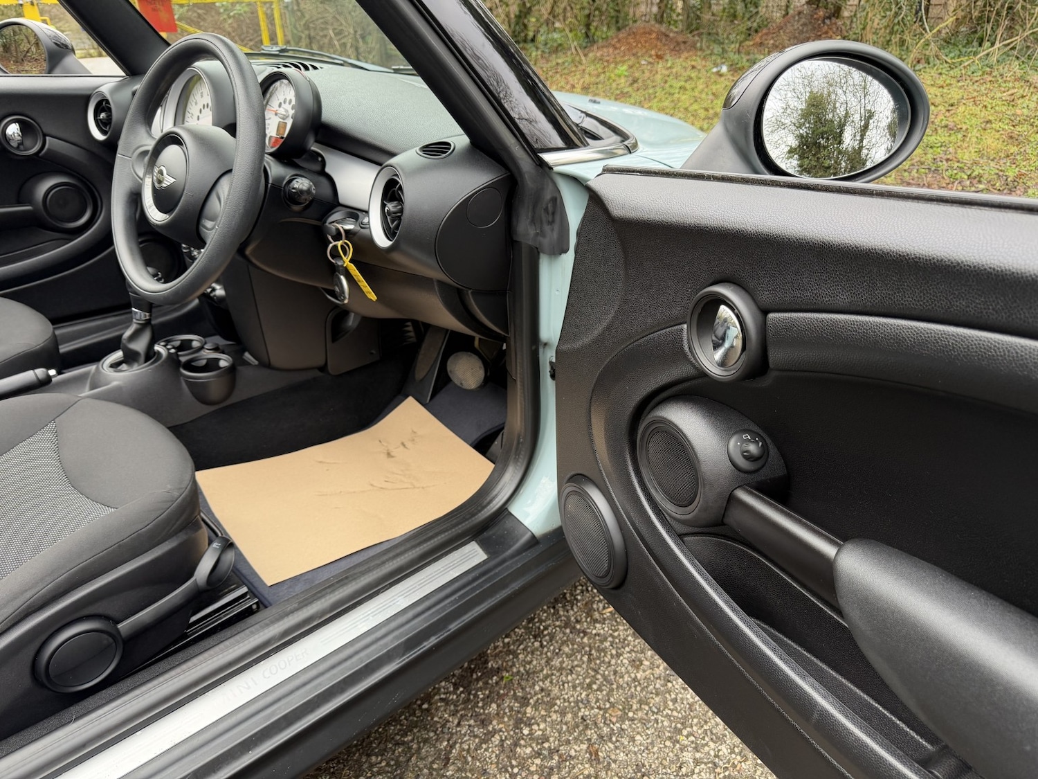 Used MINI Convertible 2013 for sale - 77759010: Photo 17