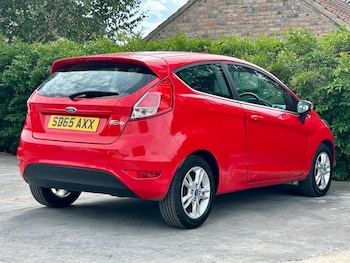 Used Ford Fiesta 2015 for sale - 75551615: Photo