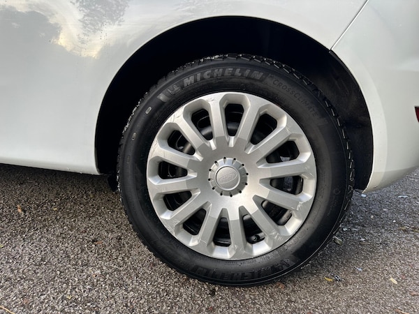 Used Ford Fiesta Van 2016 for sale - 74989189: Photo 18