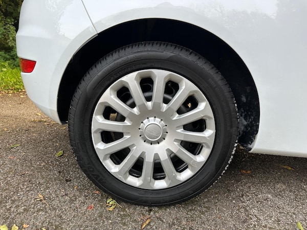 Used Ford Fiesta Van 2016 for sale - 74989189: Photo 19