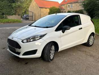 Used Ford Fiesta Van 2016 for sale - 74989189: Photo