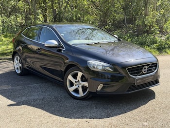 Used Volvo V40 2013 for sale - 79858893: Photo