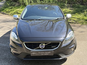 Used Volvo V40 2013 for sale - 79858893: Photo