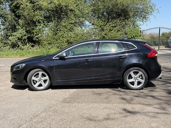 Used Volvo V40 2013 for sale - 79858893: Photo