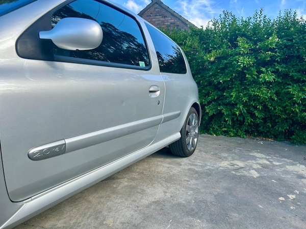 Used Renault Clio 2005 for sale - 75070477: Photo 17