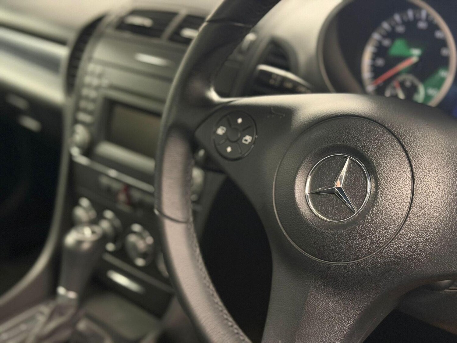 Used Mercedes-Benz SLK 2008 for sale - 77417218: Photo 23