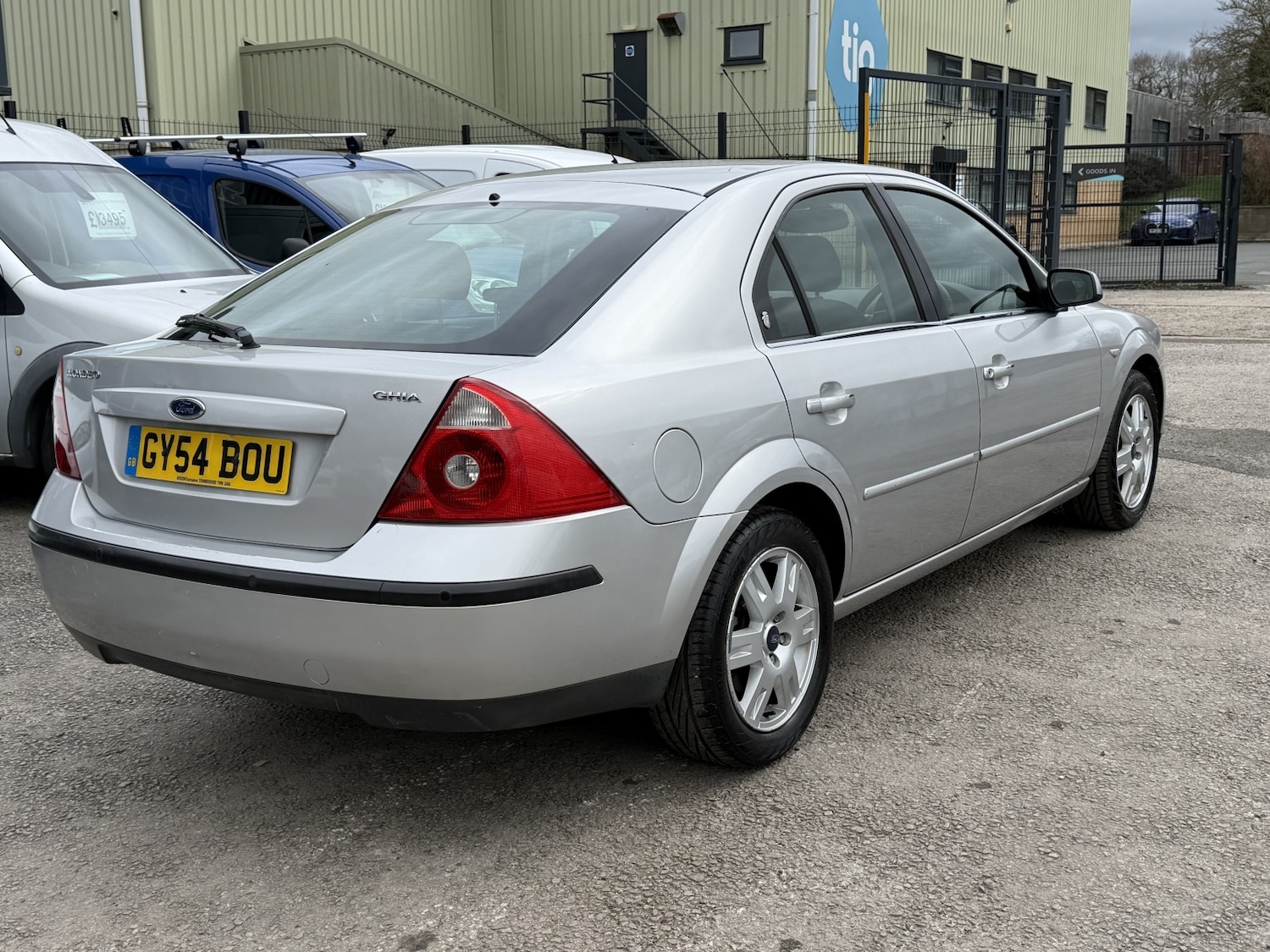 Used Ford Mondeo 2004 for sale - 77931246: Photo 6