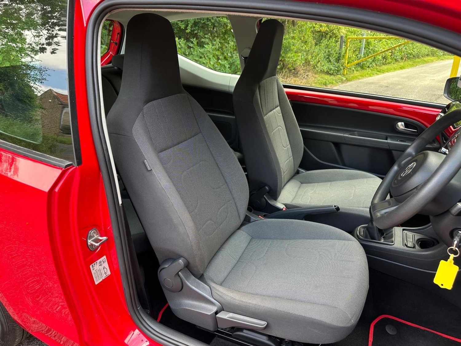 Used Volkswagen up! 2015 for sale - 76877462: Photo 10