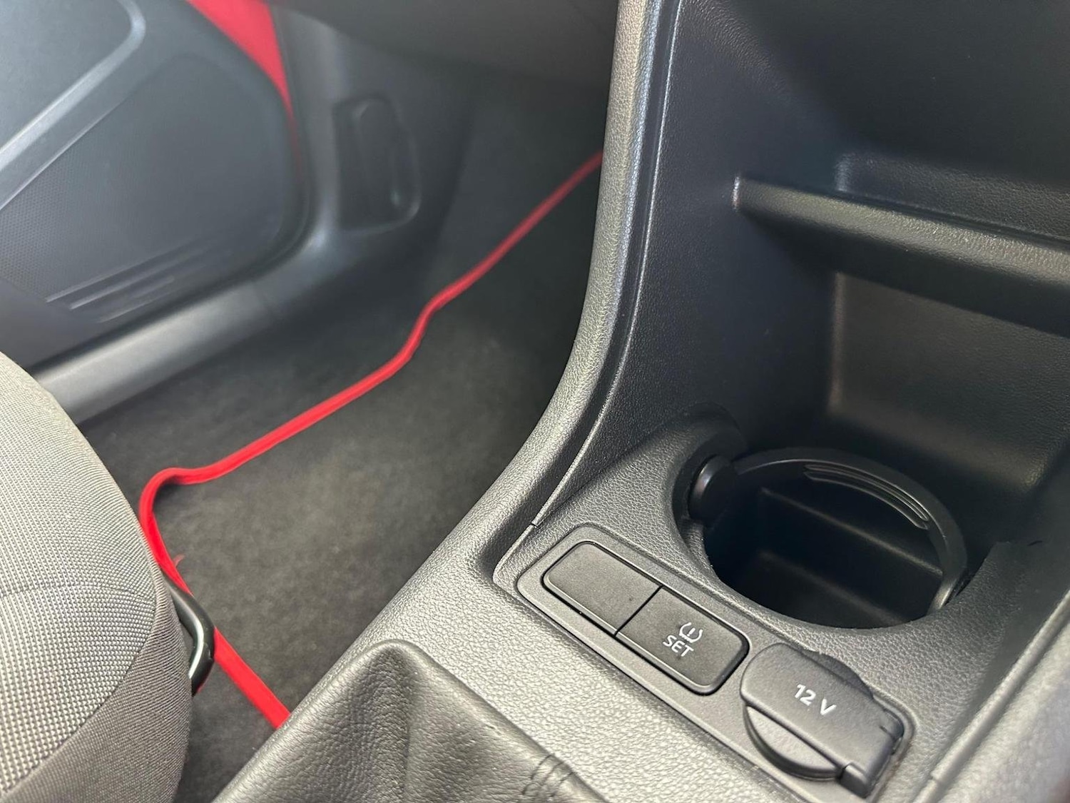 Used Volkswagen up! 2015 for sale - 76877462: Photo 21