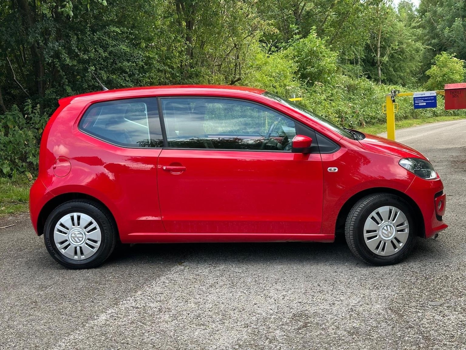 Used Volkswagen up! 2015 for sale - 76877462: Photo 8