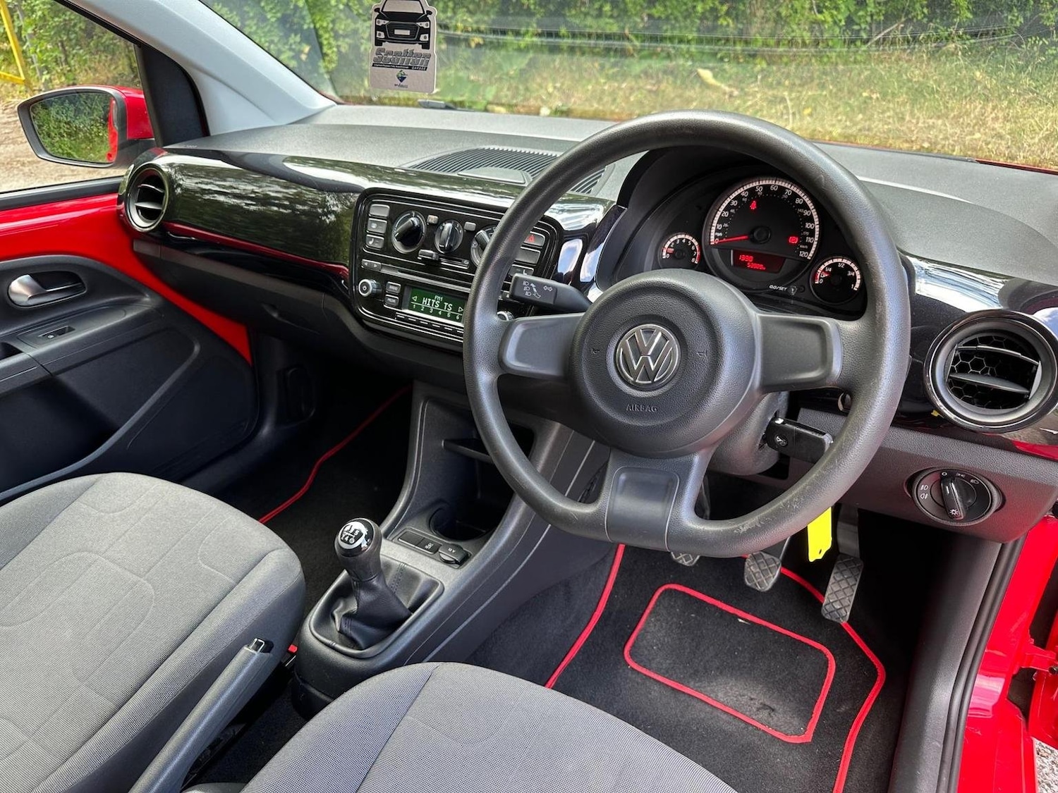 Used Volkswagen up! 2015 for sale - 76877462: Photo 9