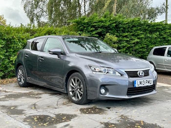 2013 (13) - 200h 1.8 Advance 5dr CVT Auto